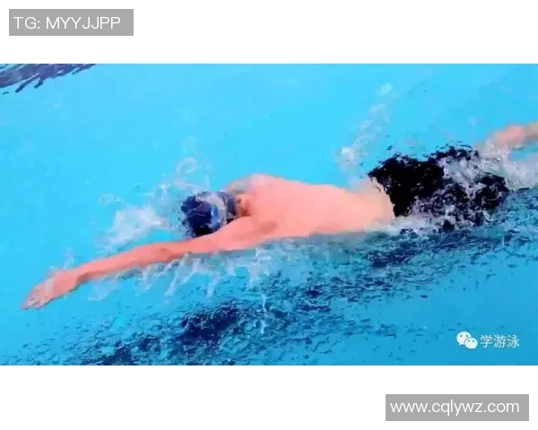 蛙泳呼吸技巧解析与训练方法提升游泳表现的关键要素 蛙泳呼吸技巧解析与训练方法提升游泳表现的关键要素