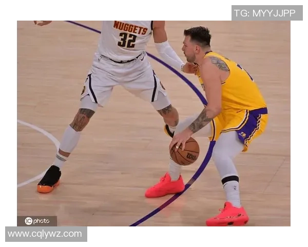 2010年掘金与湖人常规赛精彩对决回顾与分析